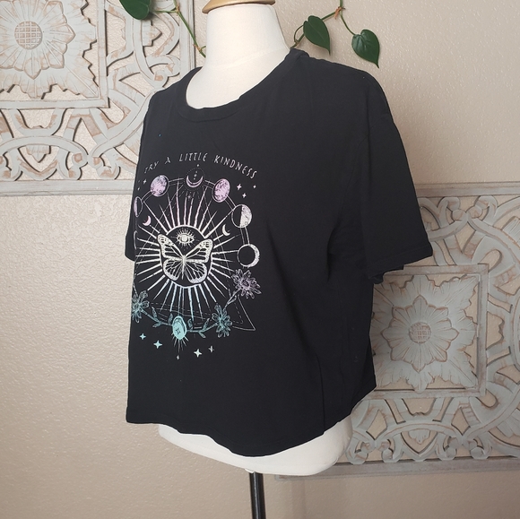 Black ⚫ Moon Stars Crop Top - Picture 5 of 14